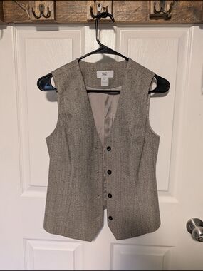 Suzy Shier Tailored Herringbone Wool Blend Vest - Gray - Ladies